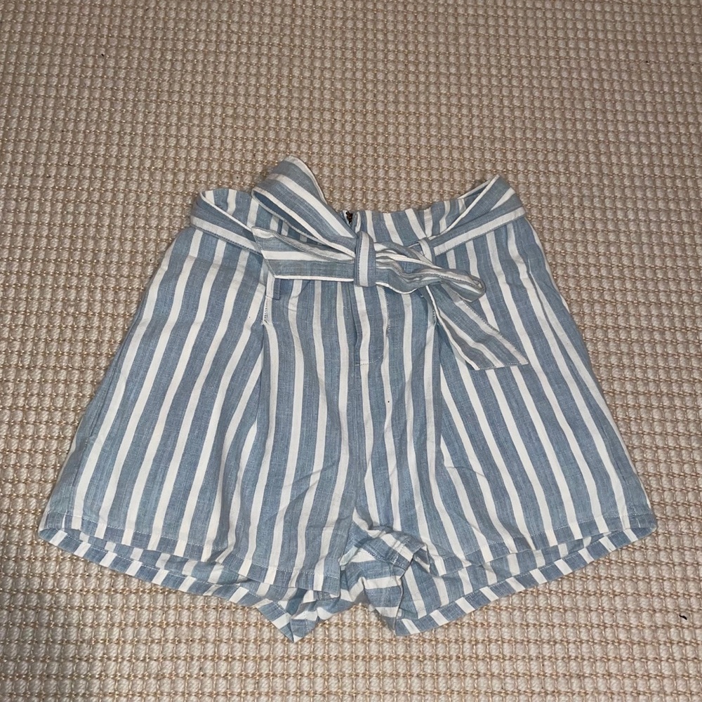 FRAME bob stripe high-waited shorts